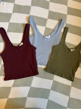 cotton on bundle - crop tanks